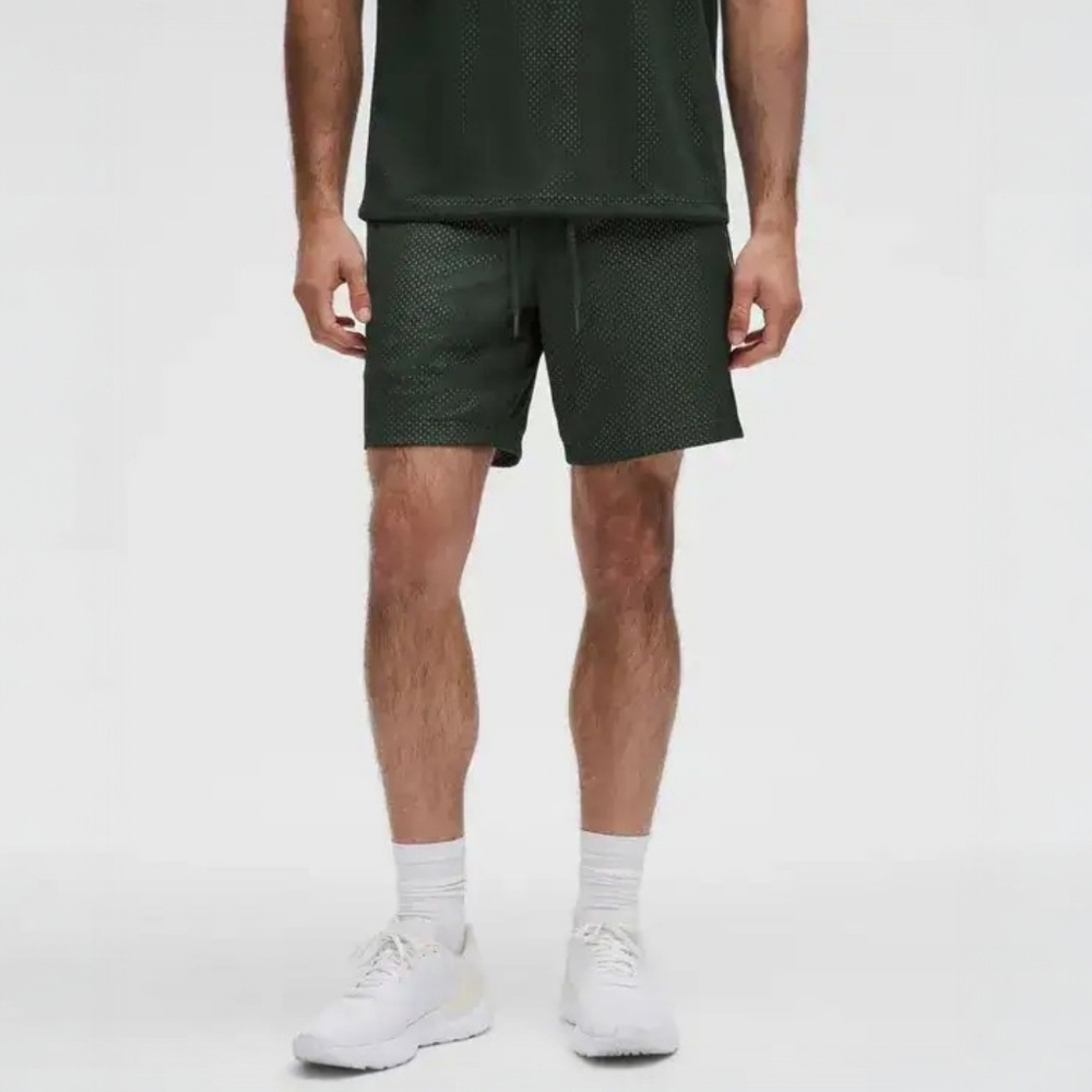 Lululemon Double-Layer Mesh Linerless 7" Shorts Rainforest Green XXL NWT